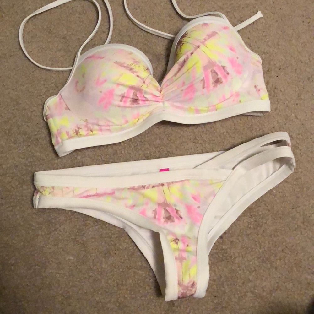 Vs Bikini Set - image 1